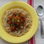 Sült karfiol datolyás kölessel és kókusztejes avokádókrémmel