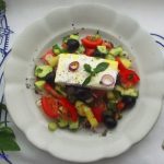 Cukkinis csicseriborsós hajdinás egytál