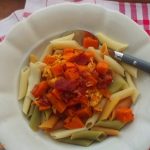 Egyszerű zöldségleves sok fűszerrel